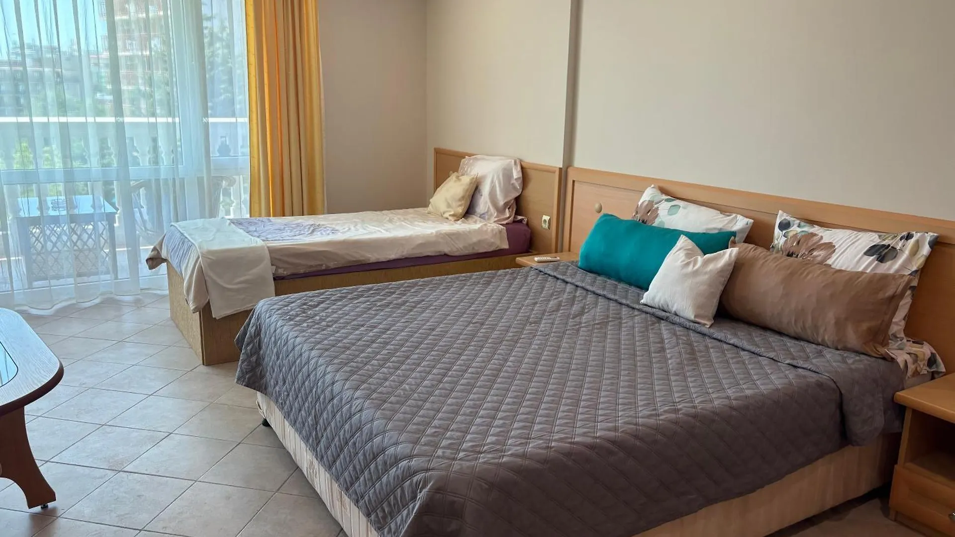 Miramar Palace 615S Sunny Beach 0*,  Bulgaria